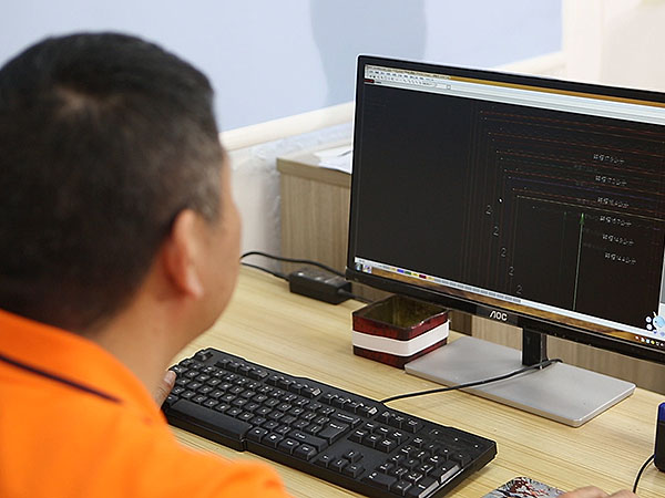 Garment pattern maker