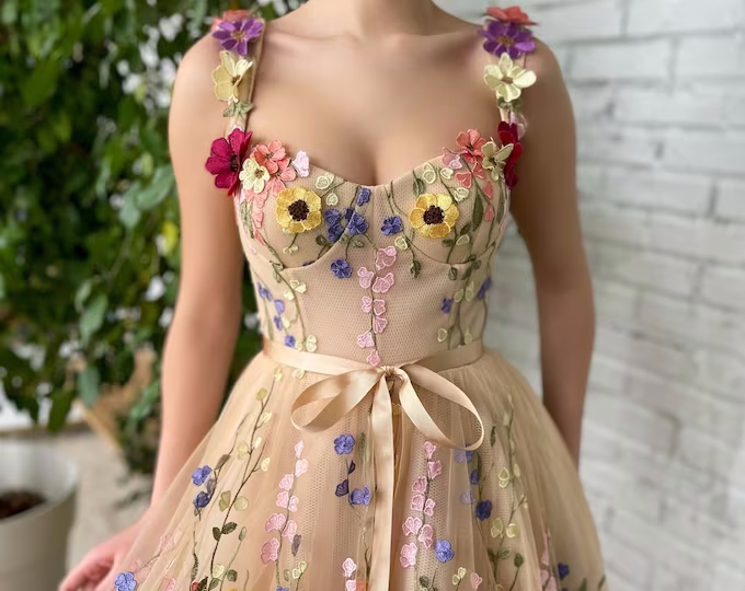 Royal Bloom Embroidered Maxi Dress / Ball Gown