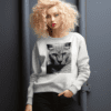 Chic Simplicity: Women's Crewneck Sweatshirt for Timeless Style and Ultimate Comfort