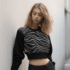 Modern Edge Meets Comfort: Crop Sweatshirt for a Chic, Casual Look